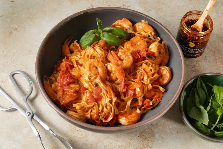 30-minute-sweet-spicy-burst-tomato-noodles-with-shrimp
