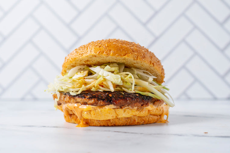 teriyaki-chicken-burger-with-chili-crunch-white-sauce