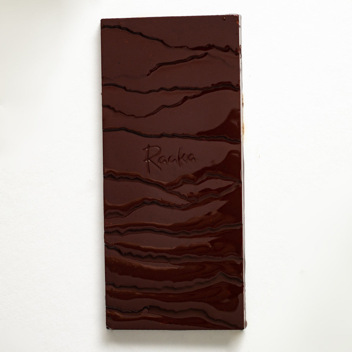 raaka momofuku chili chocolate crunch bar